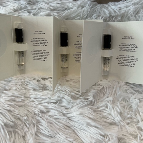 Tory Burch Mystic Geranium Perfume Travel Sample Lot - Picture 3 of 4